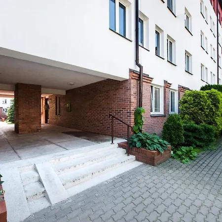 Super Apart Mielczarskiego 1 * Warszawa